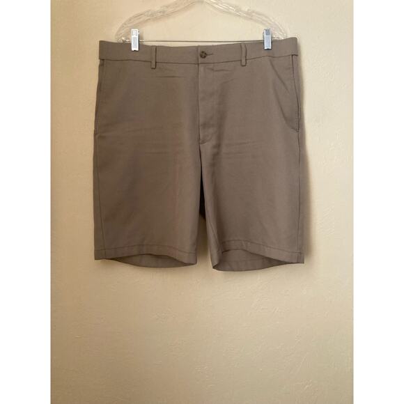 PGA Tour Men's Khaki Shorts Size 40 - Picture 2 of 5